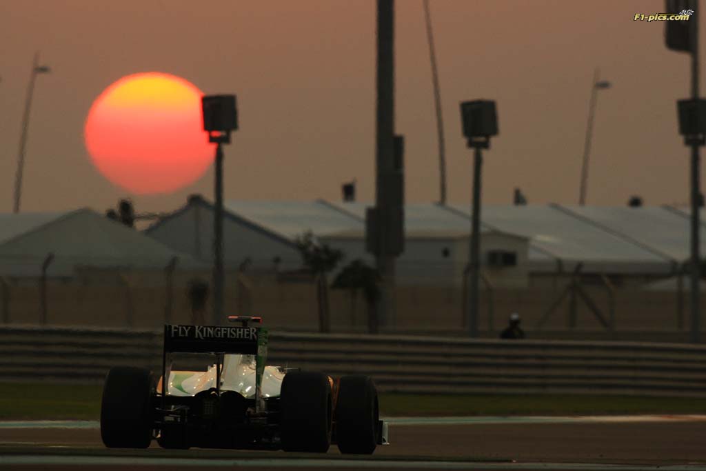 abudhabi2010-sunday-sutil01.jpg (53.24 Kb)