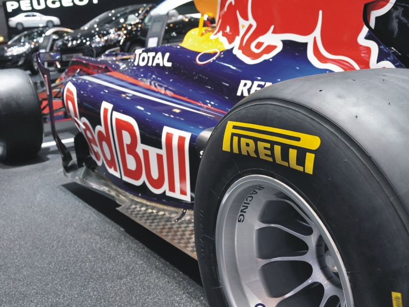 pirelli-f1-tyre4.jpg (355.87 Kb)