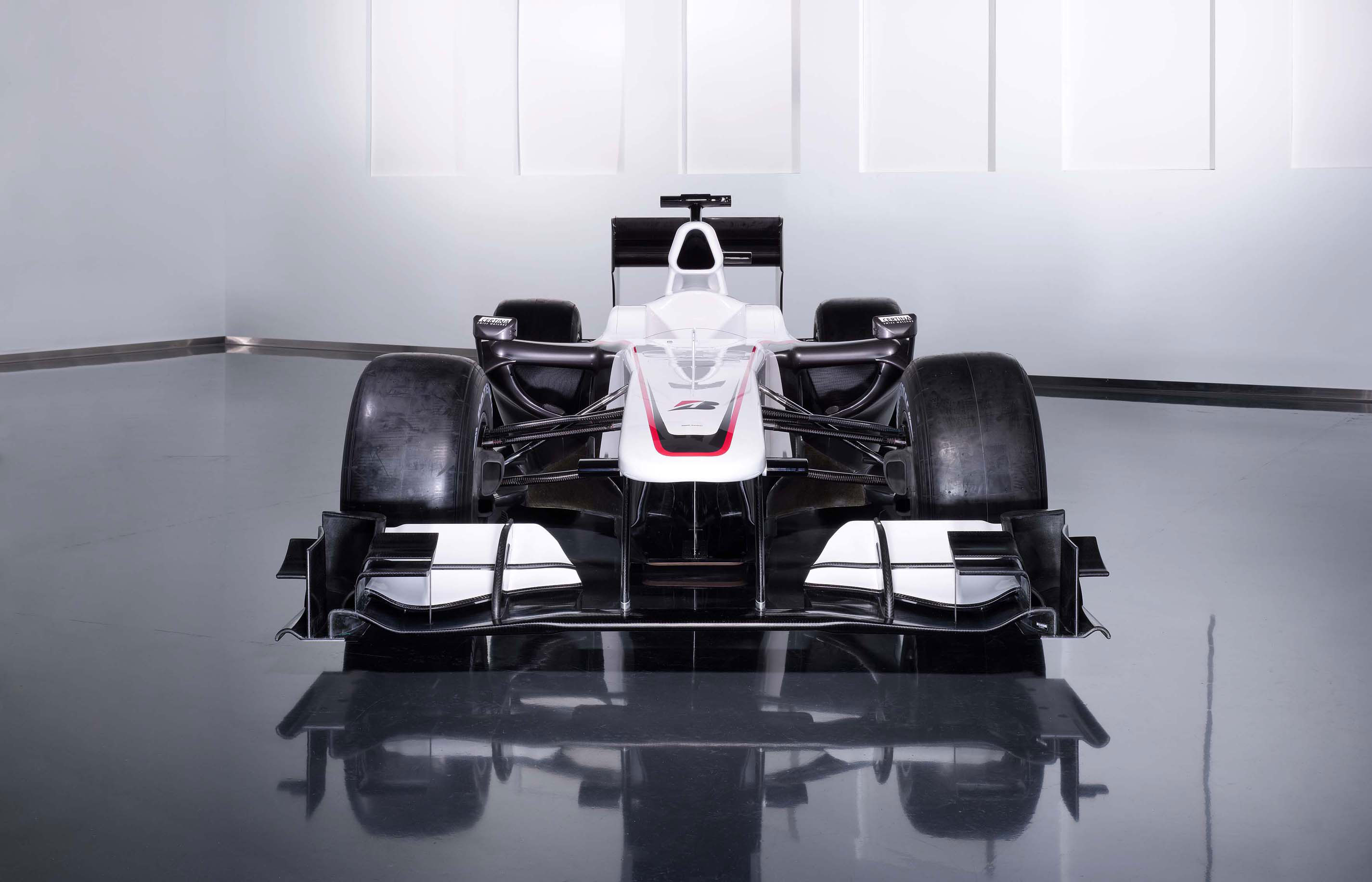 sauber-c29-f1-photo-2010-3.jpg (265.59 Kb)