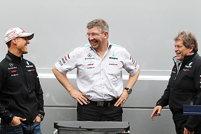 schumacher-brawn-haug-hun11.jpg (33.66 Kb)