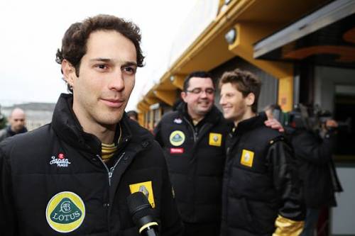 v-xerese-za-lotus-renault-gp-vystupyat-bruno-senna-i-nik-xajdfeld.jpg (20.77 Kb)